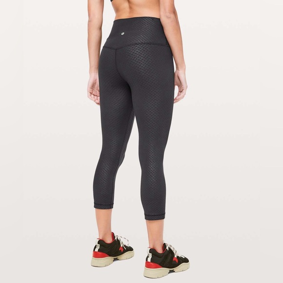 Lululemon Align High Rise Crop Embossed Activewear Yoga Workout Gym Leggings - Picture 4 of 11